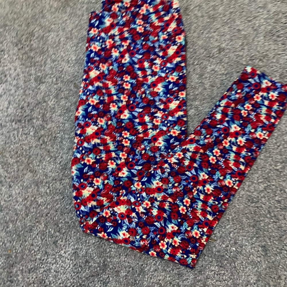 Patterned leggings